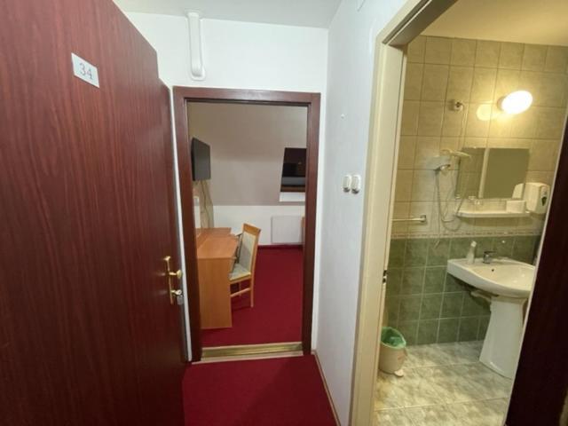 Hotel Minaret&Etterem Эгер Экстерьер фото